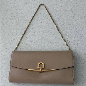 Salvatore Ferragamo Elegant Tan Leather Clutch with Gold Chain